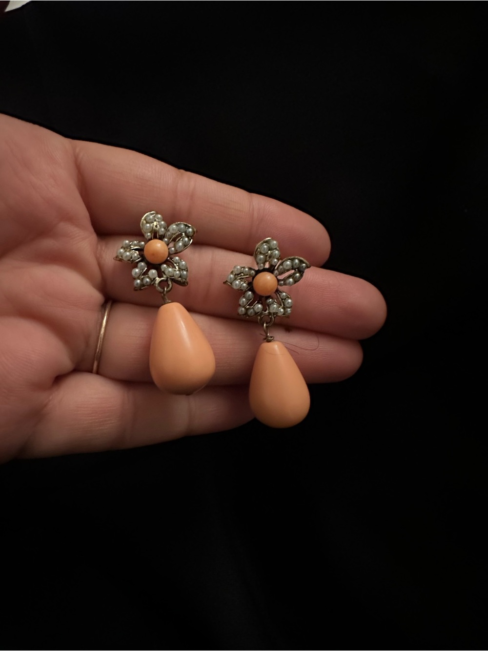 Vintage-Inspired Peach Teardrop Flower Drop Earrings